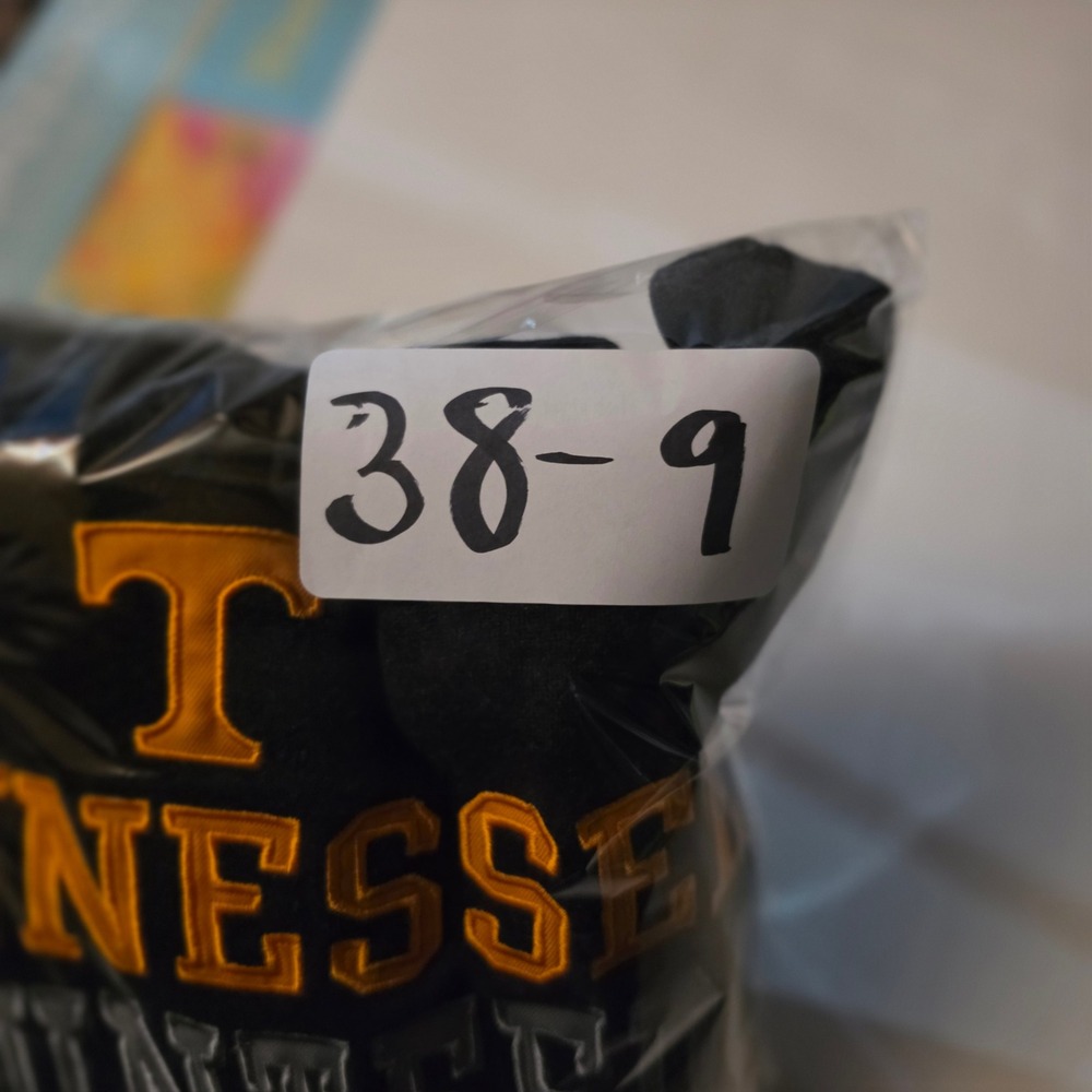 Colosseum Tennessee Volunteers Hoodie Mens Medium Charcoal Gray NCAA Sweatshirt - Picture 4 of 6